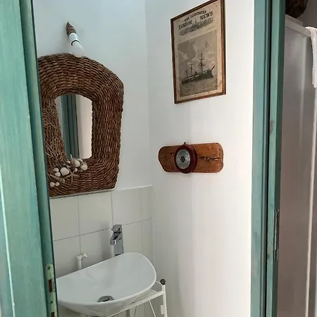 Magic House On The 卡普里