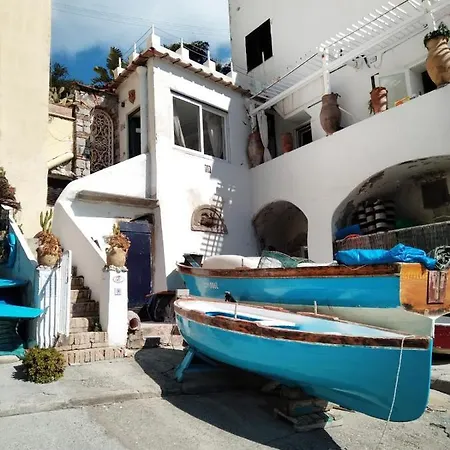 Дом отдыха Magic House On The *