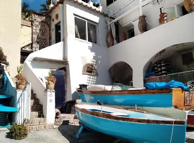 Vakantiehuis Magic House On The *